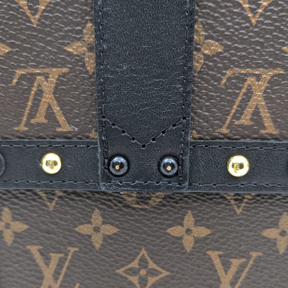 SOLDLouis Vuitton Monogram Trunk Pochette Vertical - Picture 5 of 12